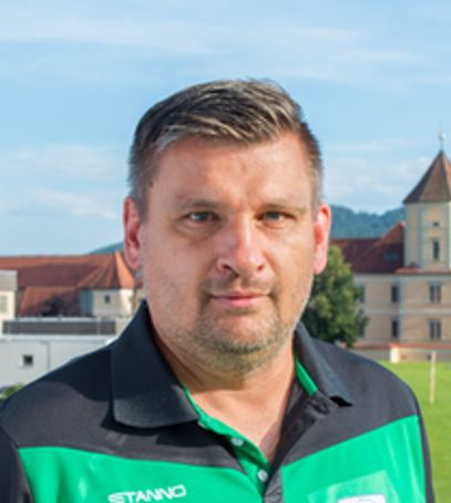 Uwe Senekowitsch übernimmt Traineramt der Kampfmannschaft des FC Raiffeisen Weißkirchen